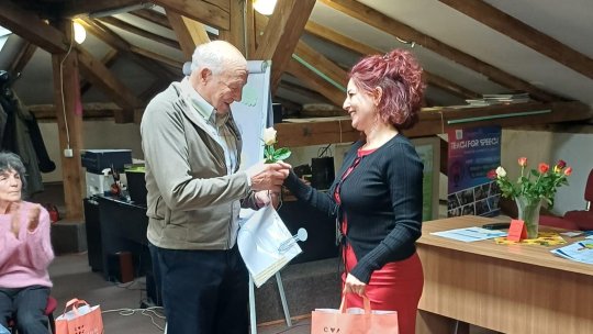 La 97 de ani, absolvent de cursuri digitale la Biblioteca Județeană