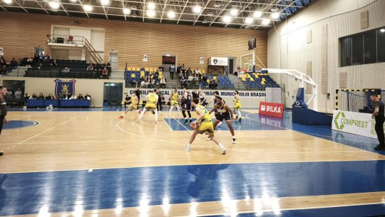 Baschet. Corona a câștigat meciul cu SCM Timișoara