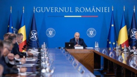 Guvernul interimar nu poate adopta ordonanţe de urgenţă sau proiecte de legi