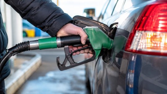 În Italia, reducerile de preţuri la combustibili, prelungite încă două săptămâni