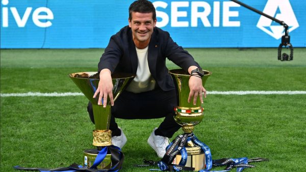 Fotbal. Cristian Chivu îşi va prelungi contractul cu Inter Milano