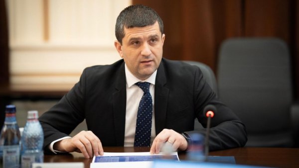 Guvernul discută cu Comisia Europeană mutarea unor fonduri PNRR