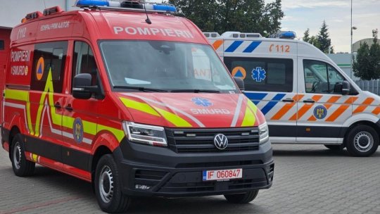 Specialişti ai MApN, MAI şi SRI continuă cercetările în zona blocului lovit de o dronă în Galaţi