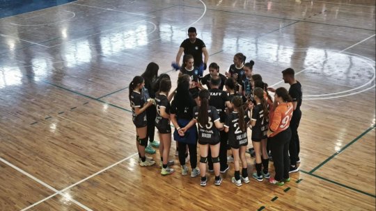 Handbal. Kids Tâmpa Brașov, în semifinale la Turneul Final al junioarelor 3