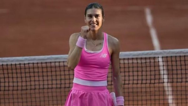 Sorana Cîrstea s-a calificat în sferturile de finală de la Roland Garros