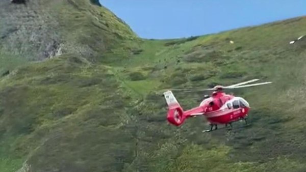 Elicopterul de la POA Brașov, solicitat pentru o turistă căreia i s-a făcut rău în Munții Ciucaș