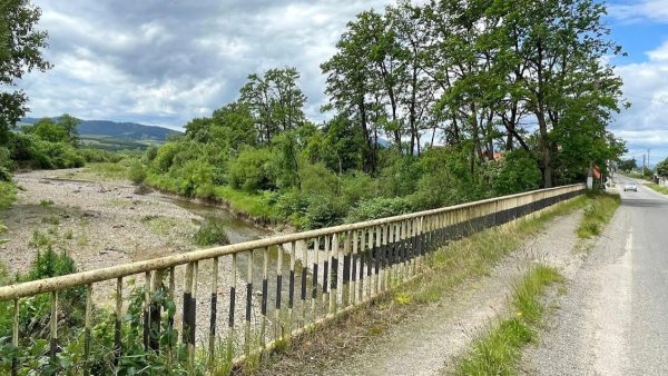 Încep lucrările la podul din comuna Budila