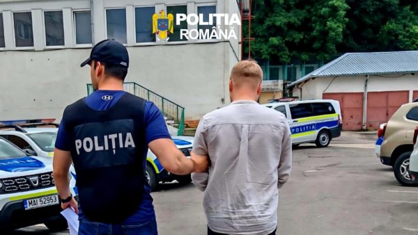 Angajat din Brașov, reținut după ce ar fi retras fraudulos aproape 70.000 de lei din conturile firmei