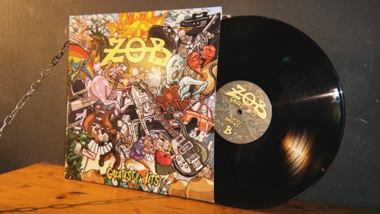 ZOB a lansat dublul vinil „Greatest (H̷)Tits”, cu 23 de piese din discografia trupei