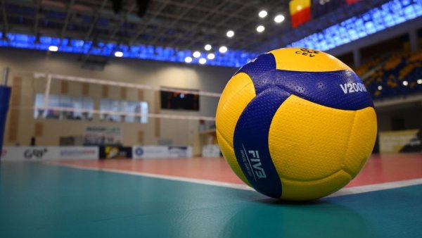 VOLEI. Sportivii importanți rămân și sezonul viitor la Corona Brașov