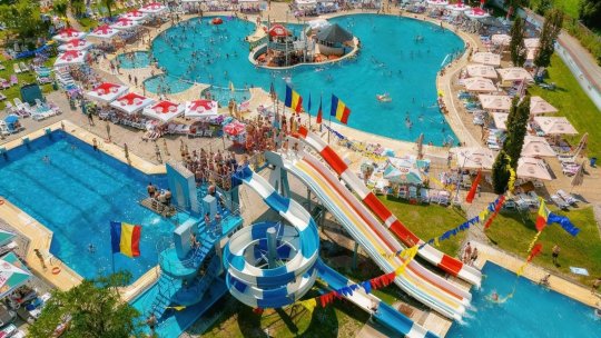 Piscinele de la munte, tot mai căutate pe caniculă