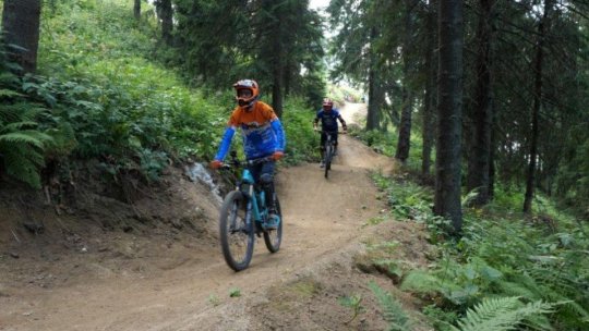 Acces cu telegondola în Bike Park Postăvarul