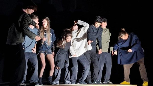 Elevii Colegiului de Științe „Grigore Antipa”, pe podiumul festivalului de teatru de la Iași