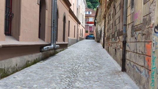 Misterul „Aleii Mircea Cărtărescu” – nimeni nu a aprobat-o, dar a apărut în urbe