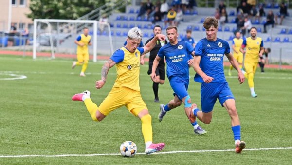 Fotbal. Corona Brașov, meci cu ARO Câmpulung în Cupa României. Derby local la Săcele