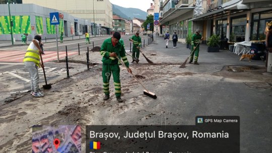 Infrastructura rutieră din Brașov, grav afectată după ploile de joi seara | FOTO