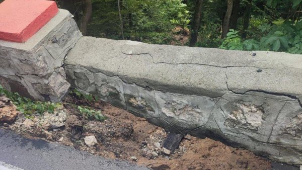 Lucrări de urgență pentru două obiective din oraș