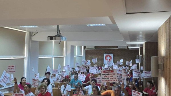 Angajații din sistemul sanitar afiliați Federației SANITAS, a trei zi de grevă