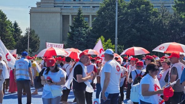 Angajații din sănătate intră în grevă
