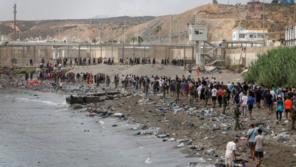 Criza migranților din Ceuta provoacă tensiuni majore în Uniunea Europeană