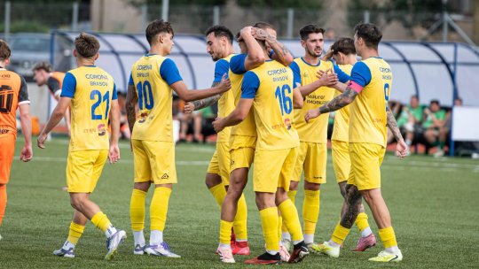 Fotbal. Corona Brașov - CS Tunari, în play-off-ul Cupei României