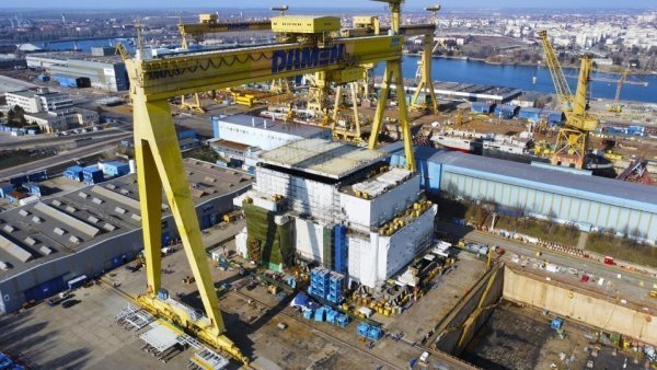 Relansarea activităţii pe Şantierul Naval Mangalia rămâne condiţionată de finalizarea procedurii de faliment