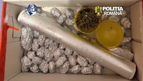 Traficanți de droguri reținuți de polițiștii brașoveni
