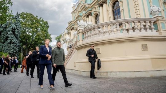 Reuniune a Coaliţiei voluntarilor, la Kiev