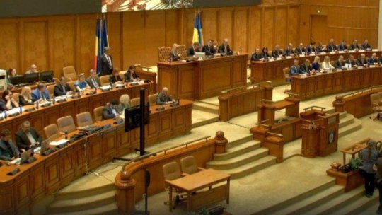 Senatul a adoptat legea ANI după reexaminarea cerută de CCR