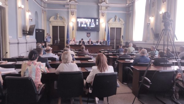 Schimbări în organigramele instituțiilor din subordinea CJ Brașov