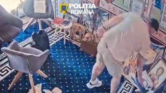 Bărbat cercetat penal după ce a furat banii din cutia milei de la aeroport | VIDEO