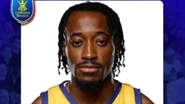 Baschet. Corona Brașov a anunțat transferul baschetbalistului american Mike Okauru