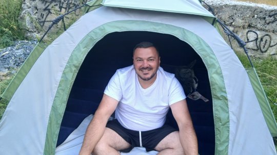 De 17 zile, cu cortul pe Transfagărășan