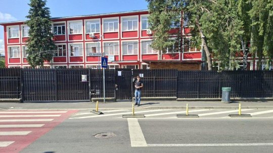 Noul an şcolar vine cu un regulament intern actualizat al unităţilor de învăţământ preuniversitar