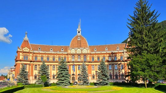 Șase firme sunt interesate de contractul de reabilitare a Palatului Administrativ Brașov