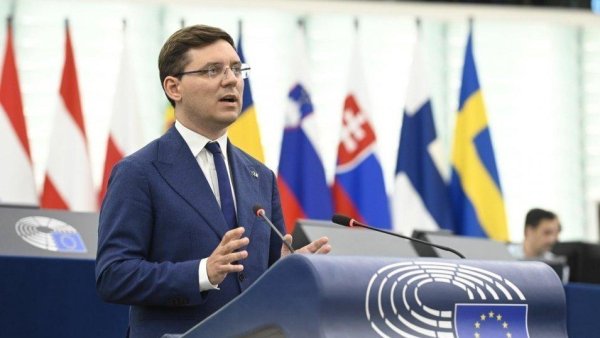 Victor Negrescu: România riscă să piardă oportunități europene din cauza instabilității politice de la București