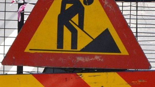 Încep lucrările de demolare a vechiului pod de la Budila, în locul căruia va fi ridicat un pod nou
