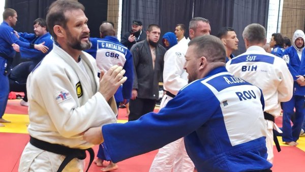 Judo. Brașoveanul Marius Soltănel, accidentat la Mondialele de Veterani