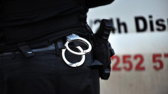 Un adolescent a fost arestat după ce 11 persoane au fost împuşcate în fața unui liceu din Turcia