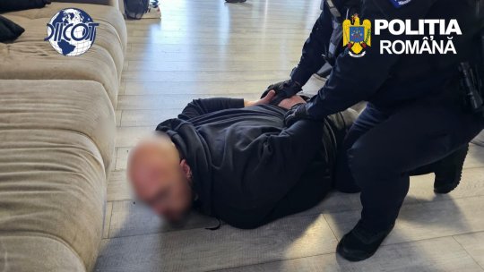 Doi bărbați arestați după ce au adus 2 kilograme de cocaină din Spania. Tranzacție de 67.000 de euro, dejucată în flagrant
