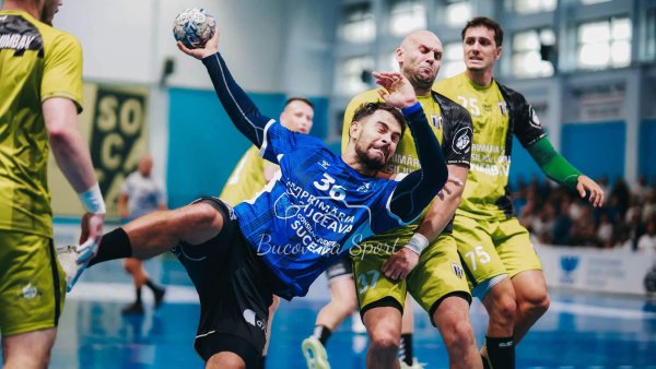 Handbal masculin: Teutonii Ghimbav - CSU Suceava, 33-35