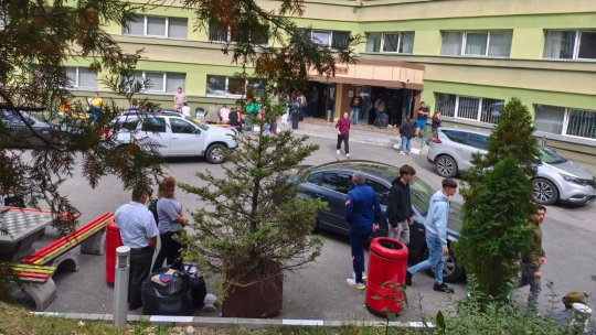 Studenții s-au întors în căminele Universității Transilvania