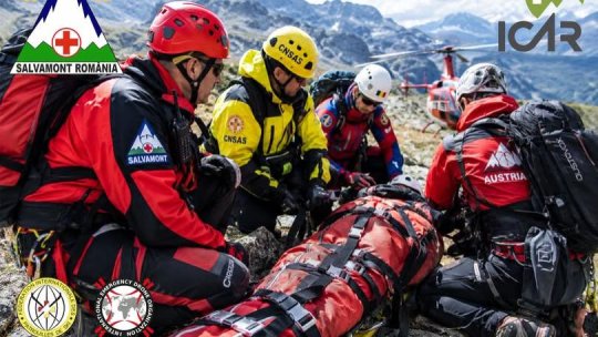 35 de salvamontiști români, la pregătire în Italia și Austria
