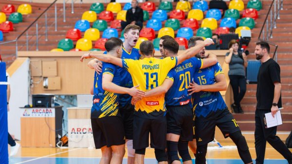 Volei masculin. Corona Brașov, debut cu victorie la Cupa Arcada