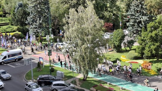 Mii de participanți la Parada Bicicletelor