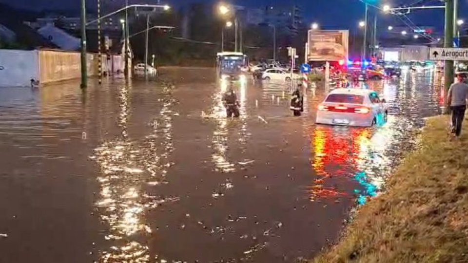 Inundații în mai multe cartiere ale Brașovului! | VIDEO