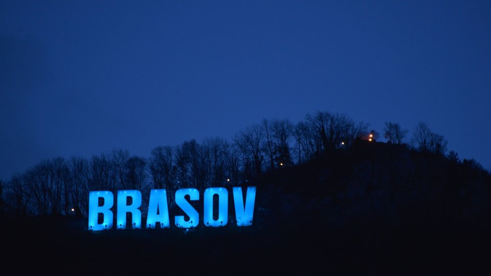 Brașovul marchează Ziua Mondială de luptă împotriva Diabetului. Literele de pe Tâmpa vor fi astăzi colorate în albastru