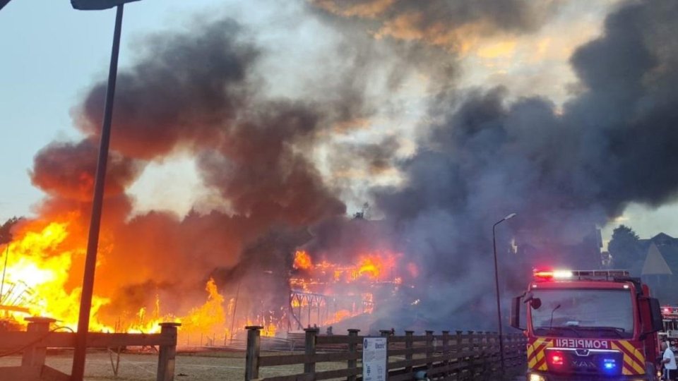 Incendiu la o unitate turistică din Râșnov FOTO+VIDEO