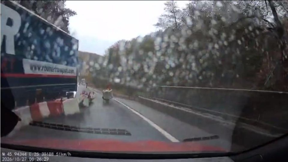 Șofer fugit de la locul accidentului | VIDEO