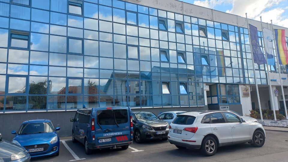 Percheziții DNA la Compania Apa Brașov